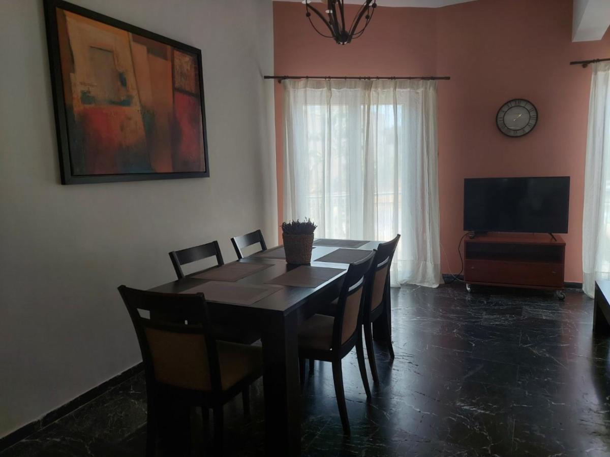 Villa Πιθοσ Ενοικιαζομενη Κατοικια Kalamata Esterno foto